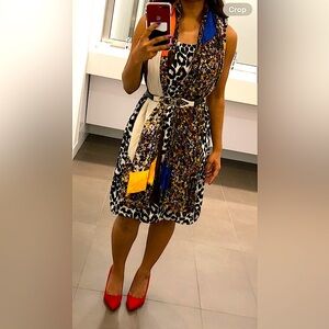 Zara Abstract Women's Scarf - like new